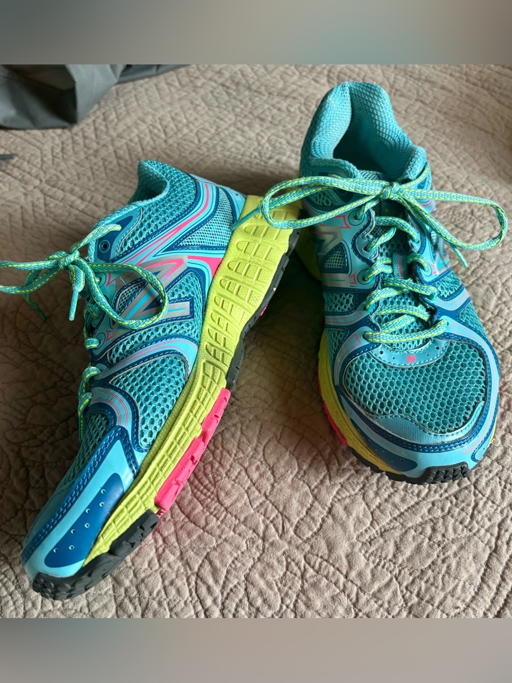 New Balance 580 v4, size 8.5